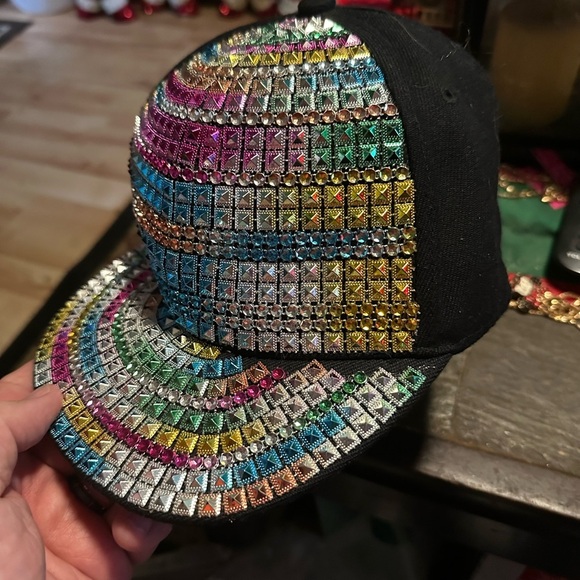RAINBOW STUDDED - ONE SIZE ADJUSTABLE SNAPBACK BALL CAP HAT! By Claire’s - Picture 1 of 6